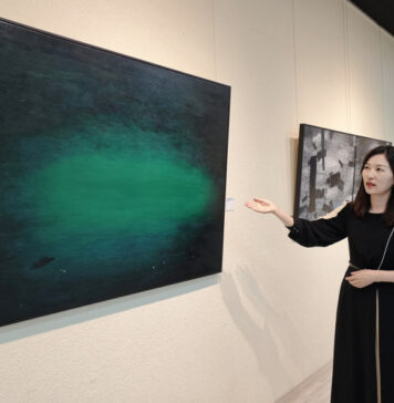 美女藝術家葉翠芳首辦個展 氤氳詩意觸動心靈 – 自由藝文網