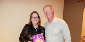 行銷策略顧問讚神韻是充滿詩意的舞蹈 – 大紀元